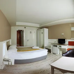 Hotel Grand As ***